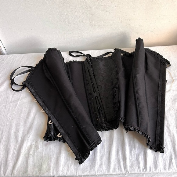 Damask & Satin Ribbon Laced Corset - Picture 12 of 14